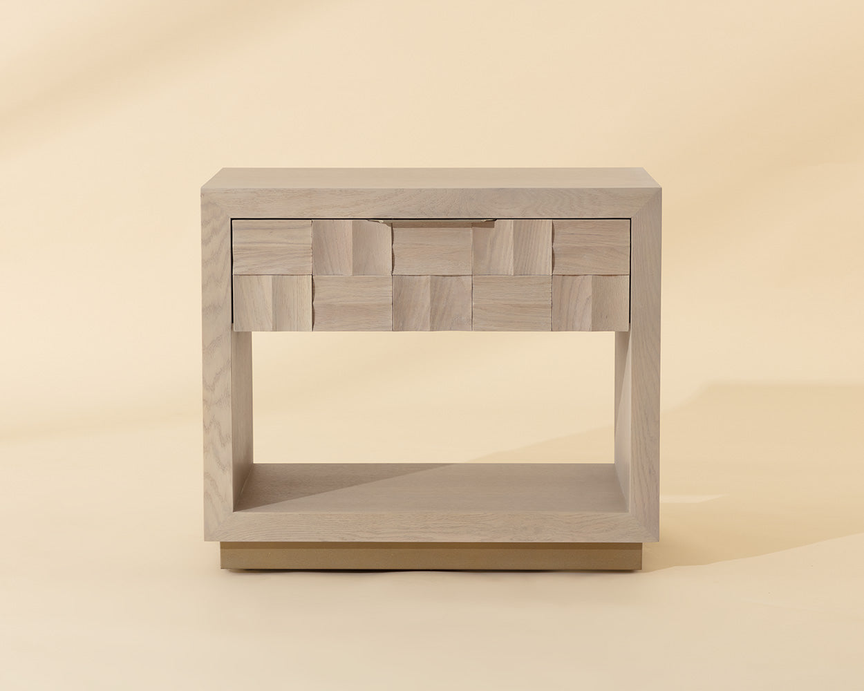Akava Nightstand