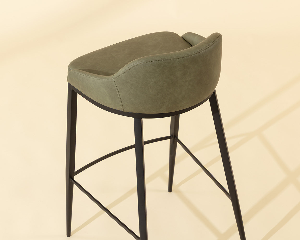 Astra Barstool