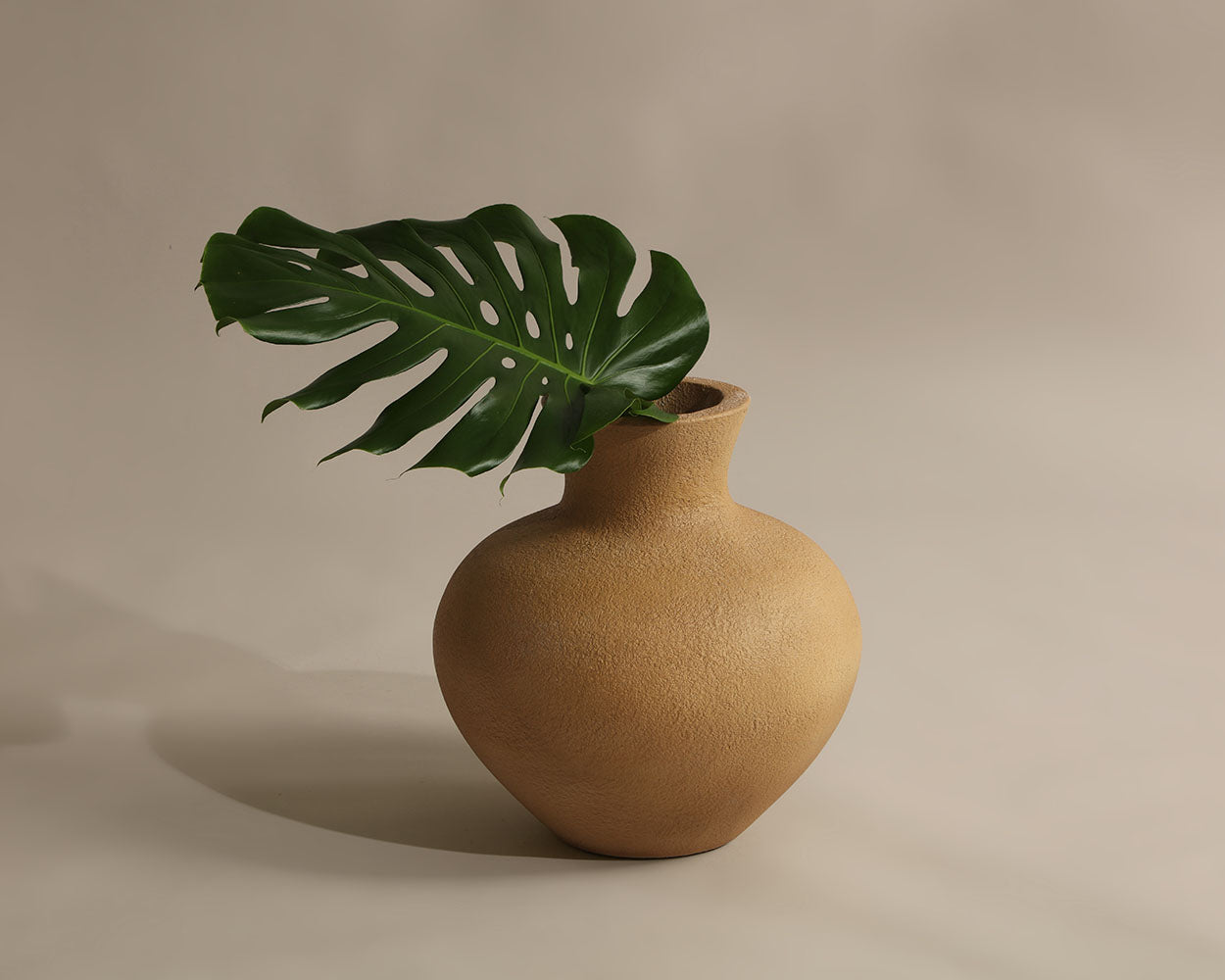 Amal Vase
