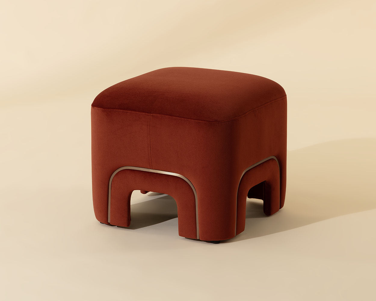Barnum Stool