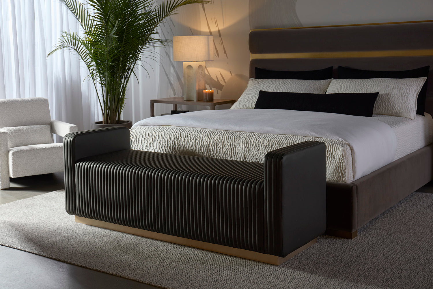 CM - Odette Bench